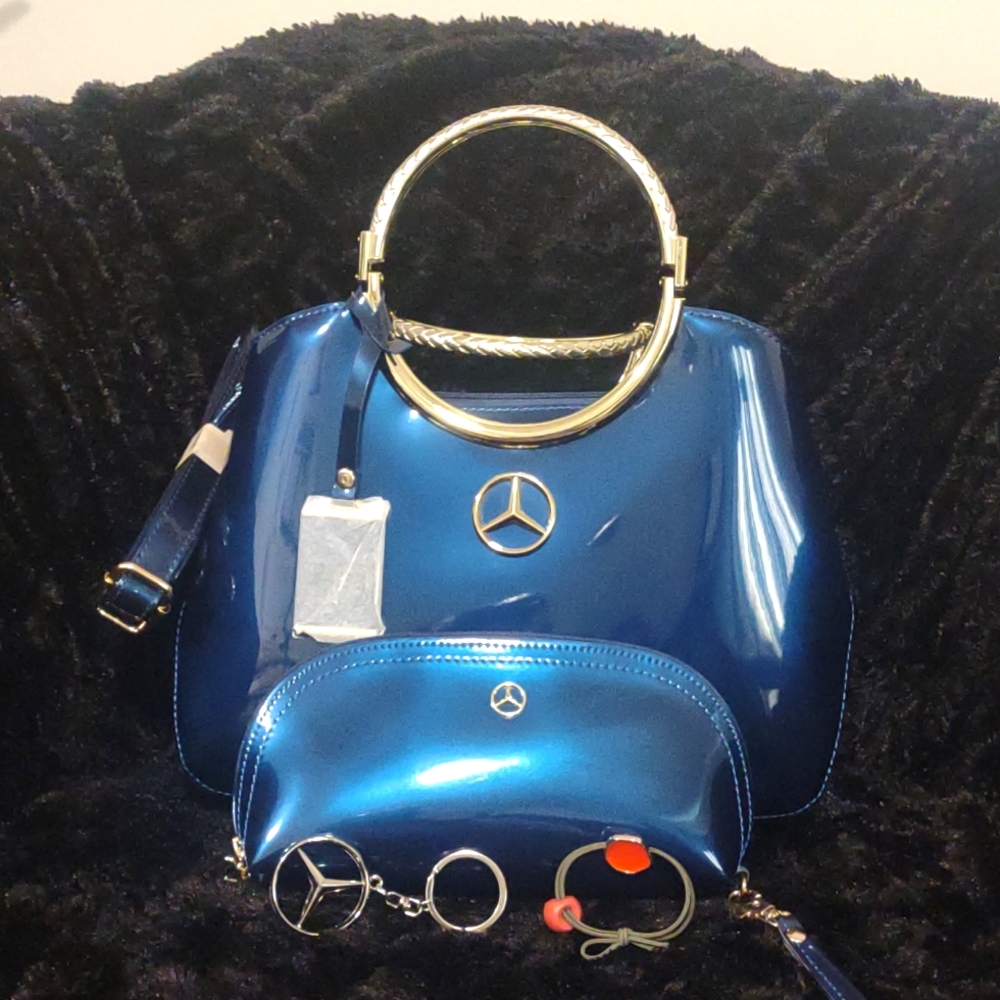Authentic Mercedes Benz Handbag w/keychain and wallet